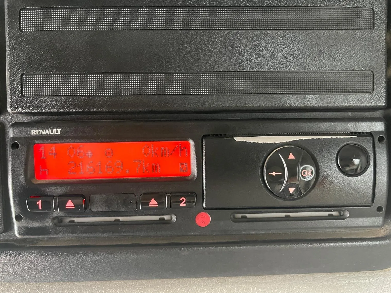 رينو   رينو بريميوم لاندر  410 DXI - الصورة 21