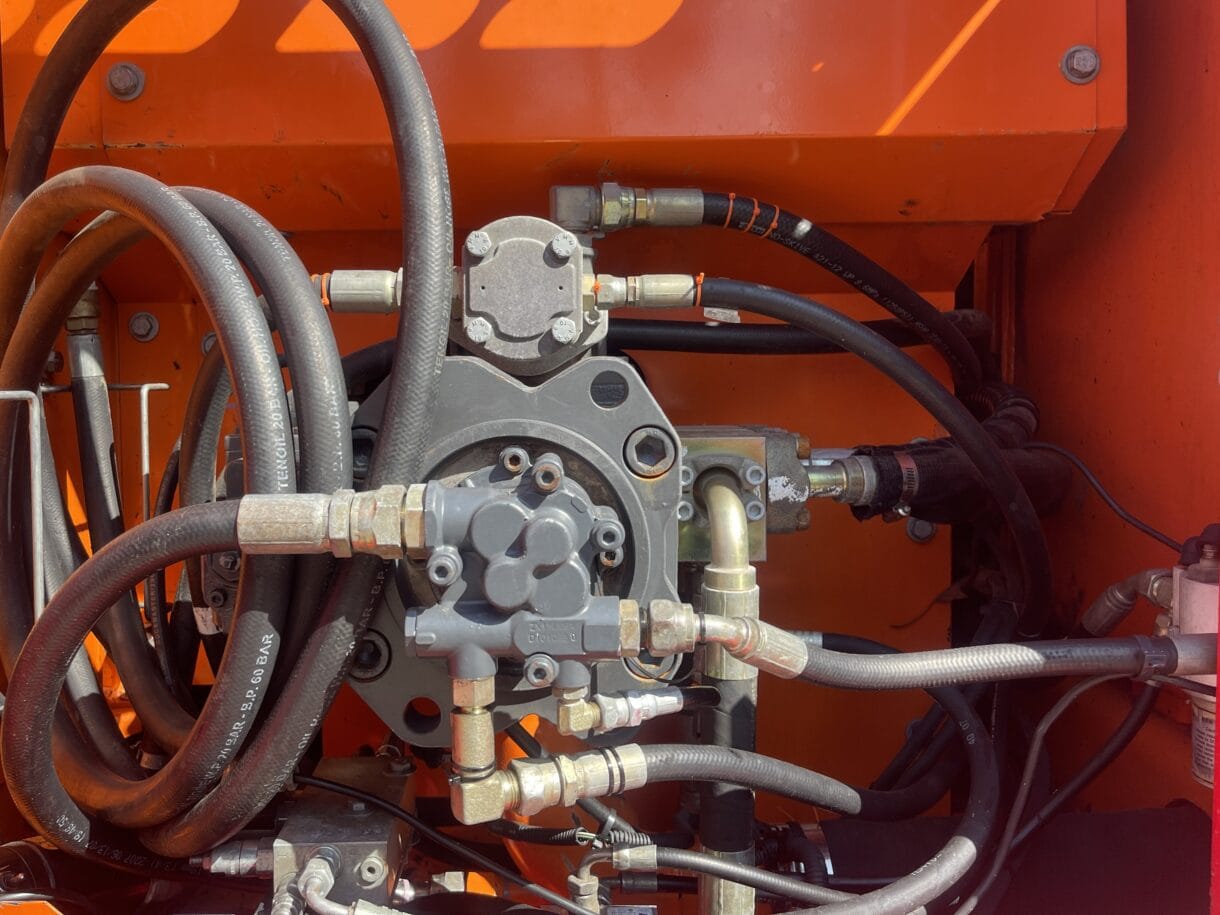 Doosan  DX225 LC     2008 - Afbeelding 11