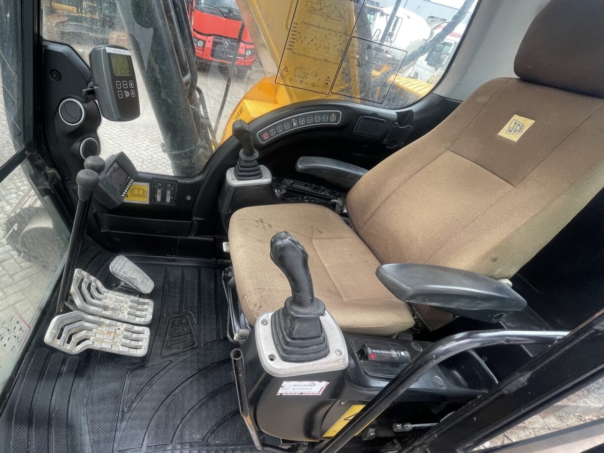 JCB JS 220 NLC      2012  CE - Afbeelding 12