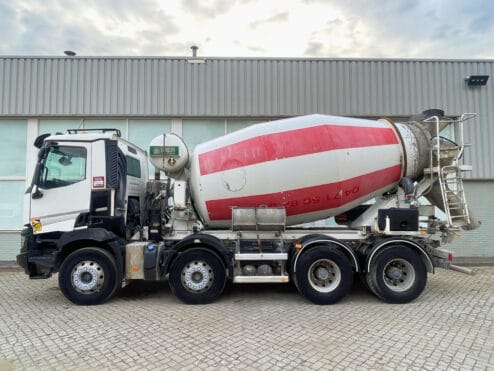 Alternative view of RENAULT C 430   2017