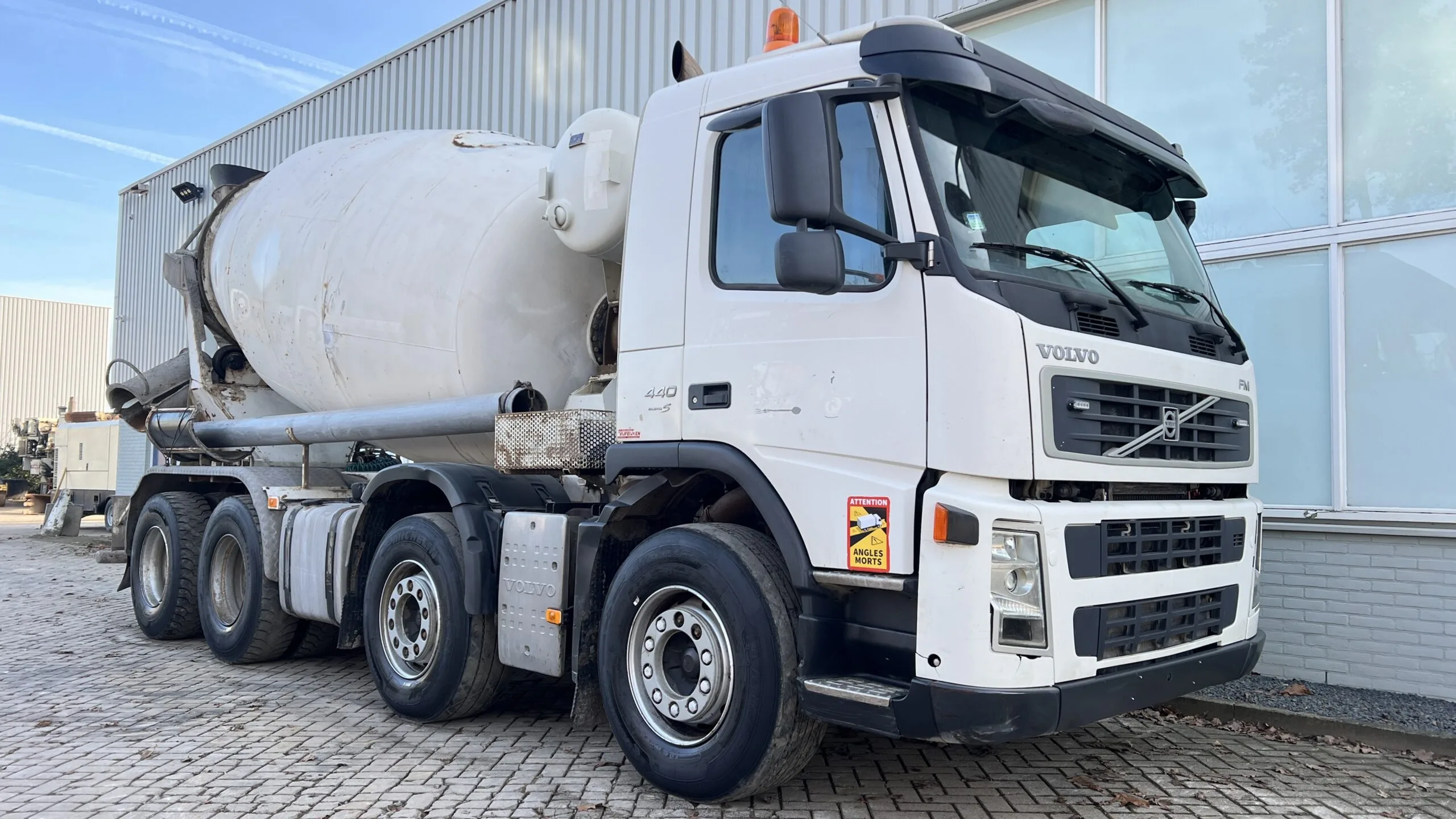 VOLVO FM 440 - Image 12