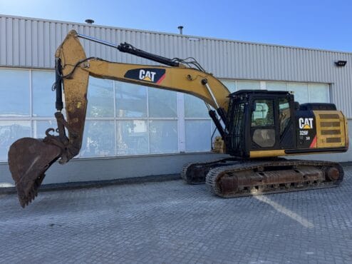 Caterpillar 326 FLN    2017