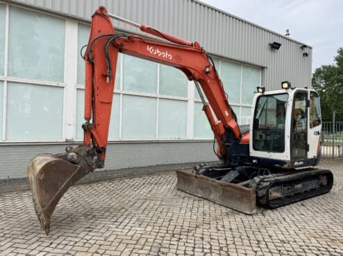 KUBOTA kx80-3