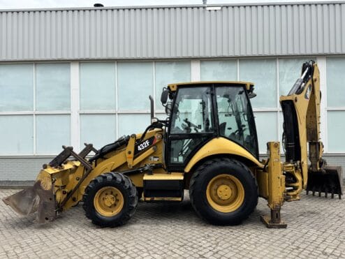 Alternative view of Caterpillar  432 F     2012