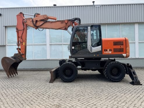 Alternative view of Hitachi ZX 140 W-3